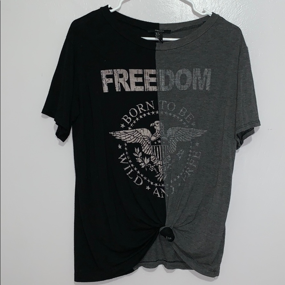 Split colored T-shirt 1/2 Gray 1/2 Black